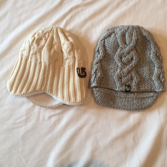 2 Burton winter hats - Picture 2 of 2